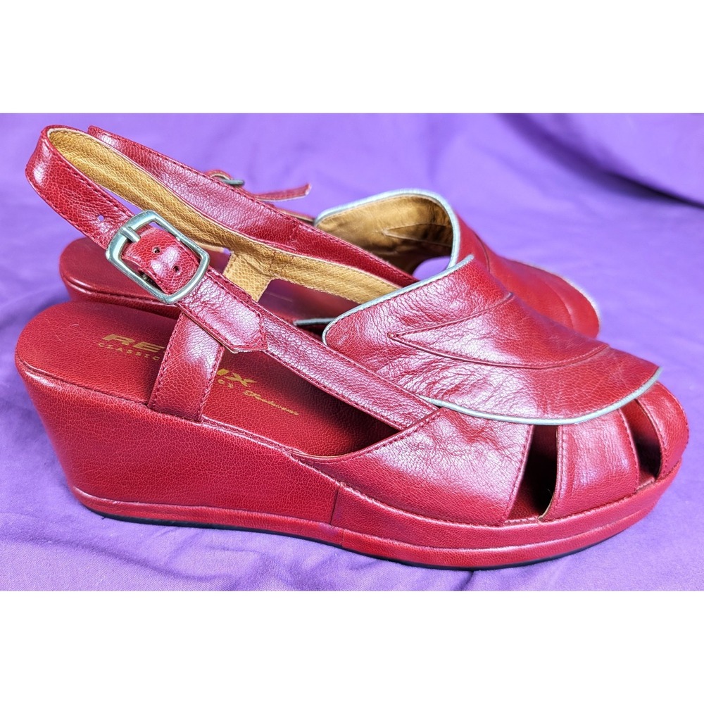 Re-mix Vintage Red L'amour Wedge Belted Sling Back Layered Sz 8 Peep Toe - Picture 2 of 12